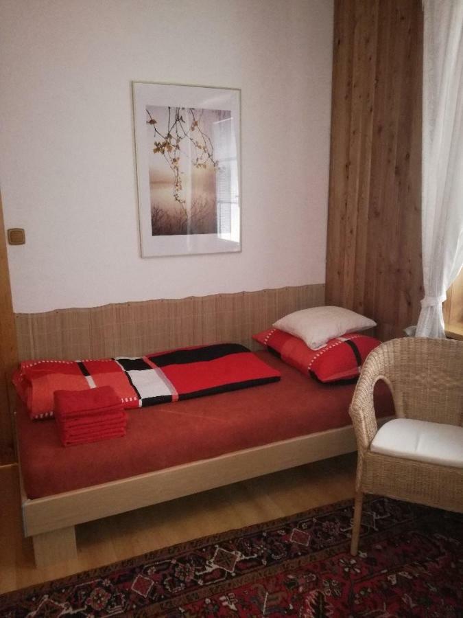 Apartmany Pod Hradem Holstejn Exterior photo